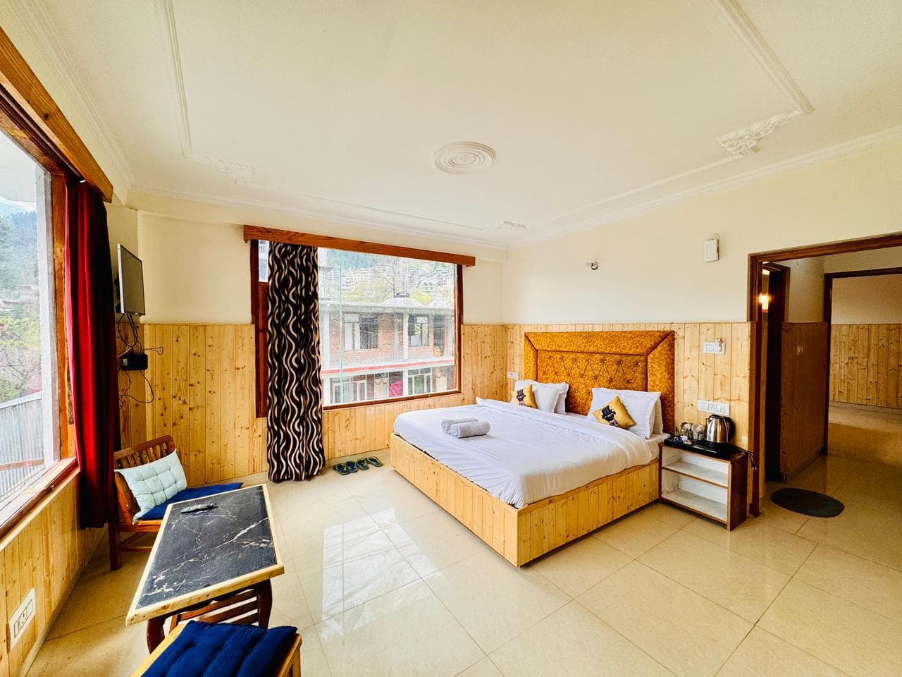 Room Image 2